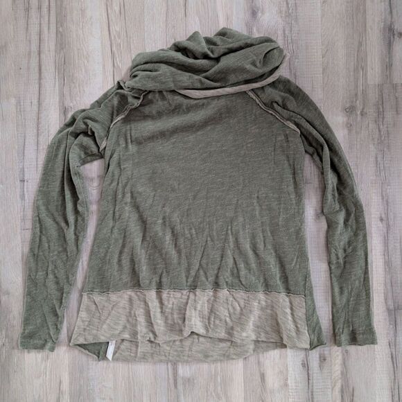 Free People Beach Cocoon Cowl Pullover in Olive Green, One Size (A6) - Picture 4 of 7
